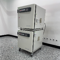 Thermo HERAcell Vios 160i Double Stack CO2 Incubator image 1